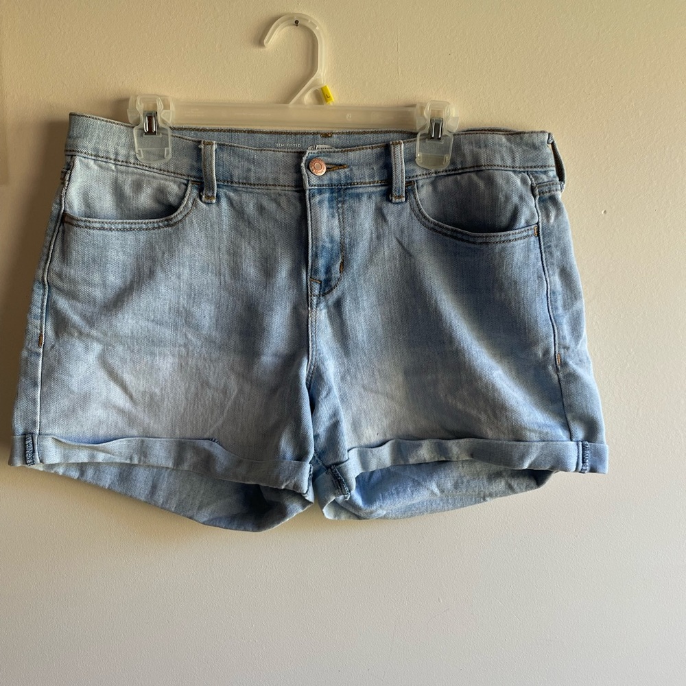 Old Navy Jean Shorts semi fitted, size 10